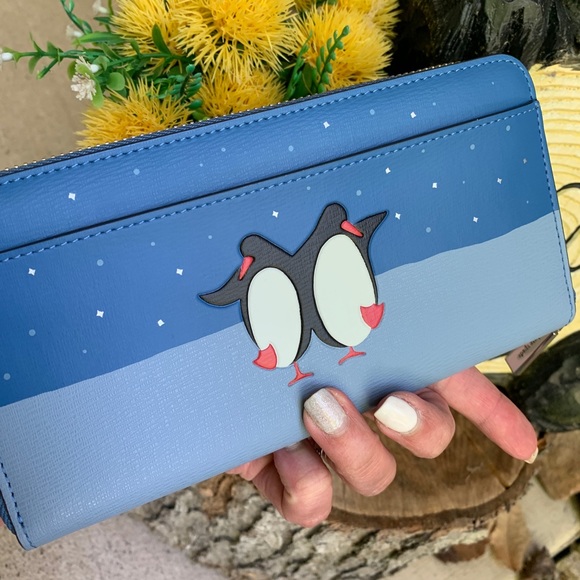 Authentic KATE SPADE Leather Arctic large zip wallet - Picture 5 of 8